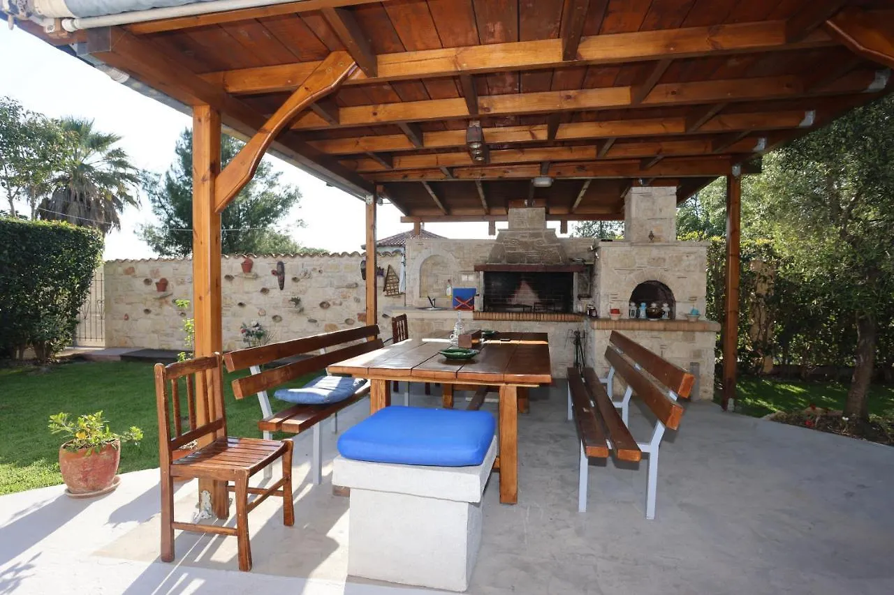 Garden Villa Afytos