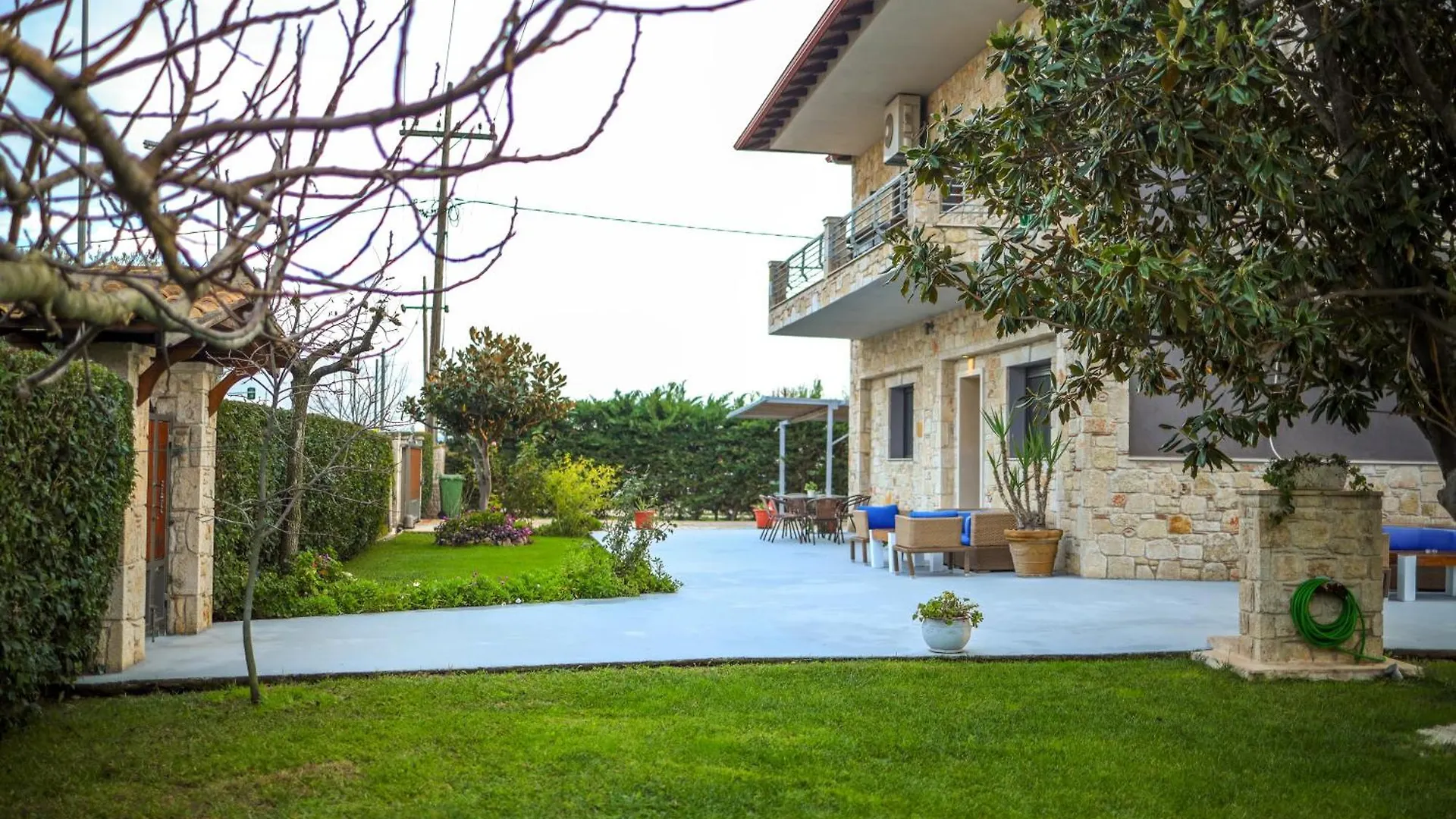Garden Villa Afytos Holiday home
